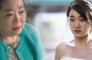 Con dâu đưa đàn ông về nhà khi mộ con trai tôi còn chưa xanh cỏ