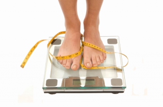 Bí mật ăn uống giúp nàng kiểm soát cân nặng