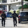 Phát hiện 54 quả bom tại nhà của kẻ cầm đầu vụ đánh bom liều chết ở Indonesia