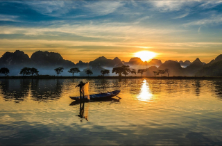 Trôi trên những mặt hồ êm ả trong \'Dấu ấn Việt Nam\'