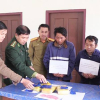 Bắt nóng 2 đối tượng người Lào chuyển 18.000 viên ma túy