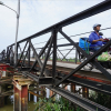 Sau vụ sập cầu sắt ở TPHCM: Còn 30 cây cầu yếu chờ...sập