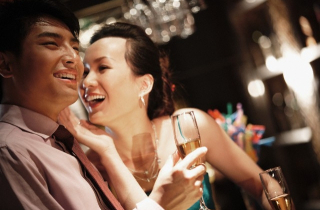 Chết điếng vì câu nói của người vợ, tôi chia tay bồ ngay lập tức
