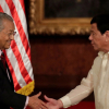 Thủ tướng Malaysia cảnh báo Philippines về nợ Trung Quốc