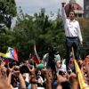 Mất điện sang ngày thứ ba, biểu tình lớn chực chờ Venezuela