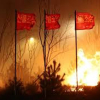 Thị trấn biên giới Hàn Quốc chìm trong biển lửa, báo động mức cao nhất