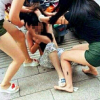 Tạm giữ hình sự nhóm phụ nữ tổ chức đánh ghen thiếu nữ giữa phố