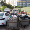 Ảnh: Không có chỗ gửi, dân Hà Nội để xe sang ở bãi rác