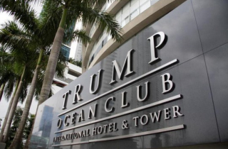 Công ty của ông Trump bị tố trốn thuế
