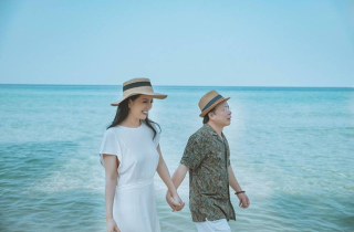 Cuộc sống sang chảnh không ngờ, du lịch nhiều nơi của ca sĩ Đinh Hiền Anh