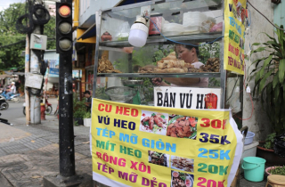 Món ăn người Sài Gòn nghe tên đã đỏ mặt bỗng dưng đắt khách