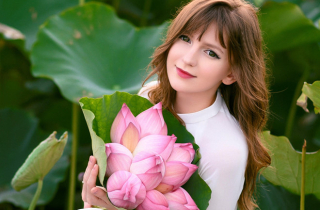Những cô gái ngoại quốc 