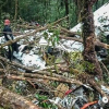 Máy bay cỡ nhỏ đâm xuống núi ở Indonesia, 8 người chết
