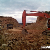 Nguy cơ sạt lở mộ do khai thác đất ở Hà Tĩnh: Chính quyền tạm đình chỉ, doanh nghiệp vẫn khai thác