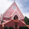 Độc đáo ngôi nhà thờ toàn màu hồng trên đồi ở Đà Lạt