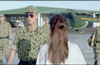 Hậu duệ mặt trời: Duy Kiên chia tay Hoài Phương trong nước mắt