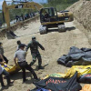 Indonesia chuẩn bị hố chôn cho 1.300 người sau động đất, sóng thần