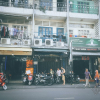 Cuộc sống trong chung cư 40 tuổi phải di dời gấp ở phố Tây Sài Gòn