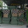 Bắt xe tải chở 1,3 tấn pháo hoa từ Bắc vào TP Hồ Chí Minh tiêu thụ