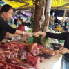 Thực phẩm, trái cây phục vụ Tết bắt đầu tăng giá