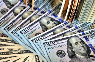 Tỷ giá ngoại tệ 7.11: Đứt đà tăng nóng, USD rơi, vàng tuột mốc 42 triệu