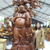Mục sở thị bức tượng Phật Di Lặc Cửu tặc nặng 2 tấn làm bằng gỗ hương, giá 1 tỷ đồng