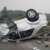 Ôtô chở 6 người lật ngửa trên cao tốc Nội Bài - Lào Cai