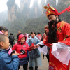 Ngày Vía Thần Tài ở Trung Quốc: Không ai đi chen chúc mua vàng