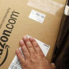 Amazon đối đầu Alibaba tại Việt Nam: Cửa nào cho hàng Việt?