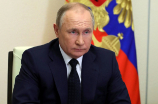 (NÓNG) Tổng thống Putin kí lệnh yêu cầu EU thanh toán khí đốt bằng ruble