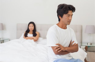 Đặt cược chuyện gối chăn: cẩn thận kẻo chồng nguội lạnh