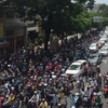 Đoàn người quá khích tràn vào trụ sở UBND tỉnh Bình Thuận