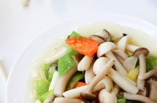 Ăn chay mà phải nấu mặn
