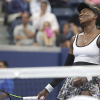 Ly cà phê của Venus Williams khiến cậu bé nhặt bóng khó xử