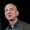 Jeff Bezos thành người đầu tiên có 200 tỷ USD