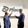 Pfizer cam kết cung cấp 31 triệu liều vaccine cho Việt Nam trong năm nay