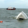 7 người ôm can nhựa trôi trên biển nhiều giờ khi tàu chìm