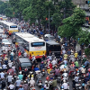 Đề xuất cấm xe máy ở Hà Nội: Phải làm tốt phương tiện công cộng trước