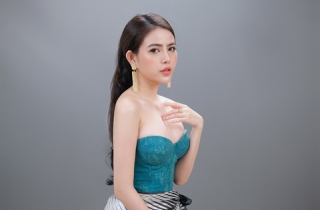 Á hậu Thủy Tiên “biến hóa” trong thời trang Châu Á