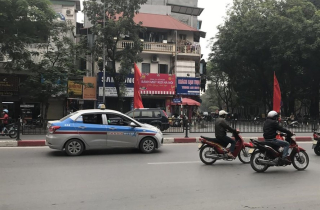 Xăng liên tục tăng giá, cước vận tải sắp tới ngưỡng “đòi theo”