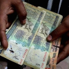 Ấn Độ bơm 32 tỷ USD cho các ngân hàng