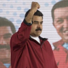 Hãng dầu lớn nhất Venezuela thoát cảnh vỡ nợ