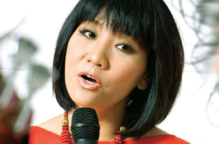 Ca sĩ Cẩm Vân: 38 năm ấm nồng với 'Bài ca không quên'