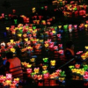 Hàng ngàn hoa đăng trên sông Sài Gòn trong ngày lễ Phật đản