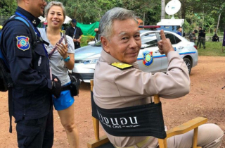 Khởi quay phim giải cứu đội bóng mất tích trong hang ở Thái Lan