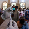 Vaccine Covid-19 Trung Quốc lên ngôi giữa khủng hoảng Ấn Độ