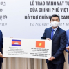 Việt Nam hỗ trợ Campuchia 800 máy thở