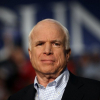 Thượng nghị sĩ John McCain hoàn thành đợt hóa trị, xạ trị đầu tiên