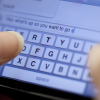 Cô gái Mỹ hầu tòa vì gửi 159.000 tin nhắn tới người mới hẹn hò