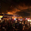 Hai xe bồn bốc cháy khi tiếp nhiên liệu tại trạm xăng ở Đồng Nai